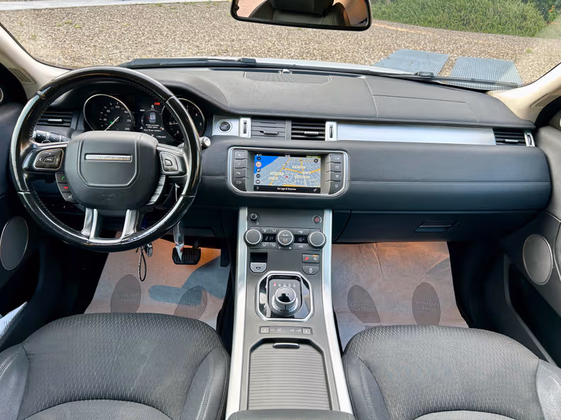 Land Rover Range Rover Evoque - 13