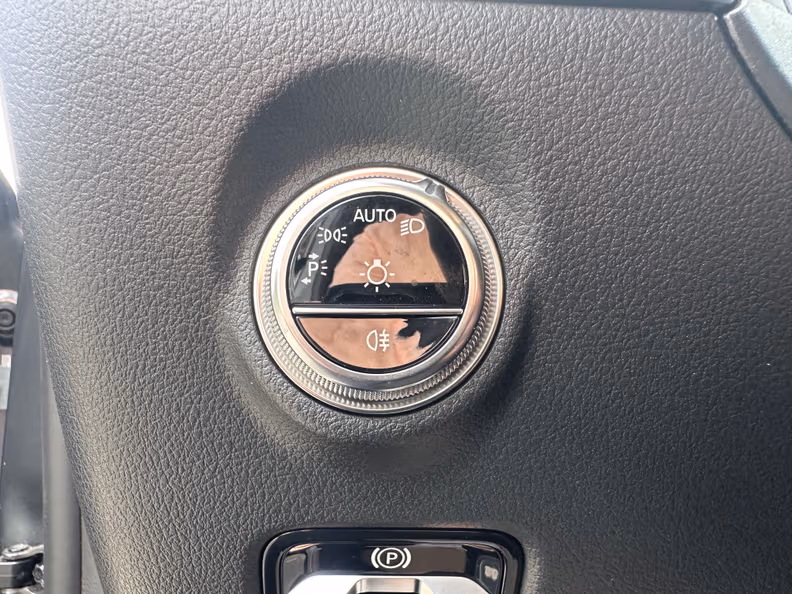 Mercedes-Benz C-Class - 34