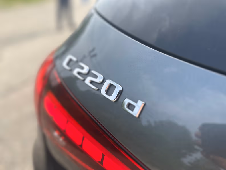 Mercedes-Benz C-Class - 23