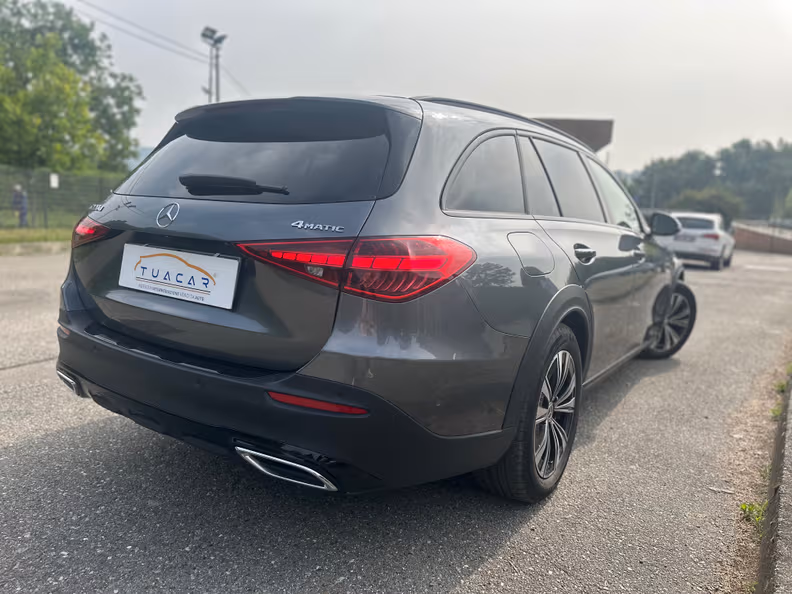 Mercedes-Benz C-Class - 6