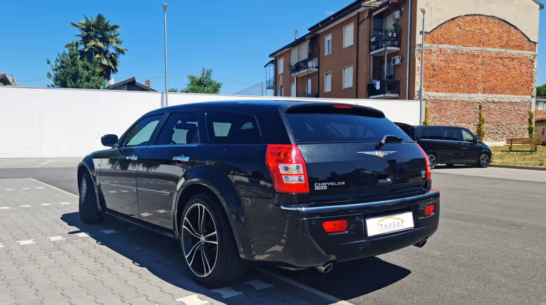 Chrysler 300/300C - 16