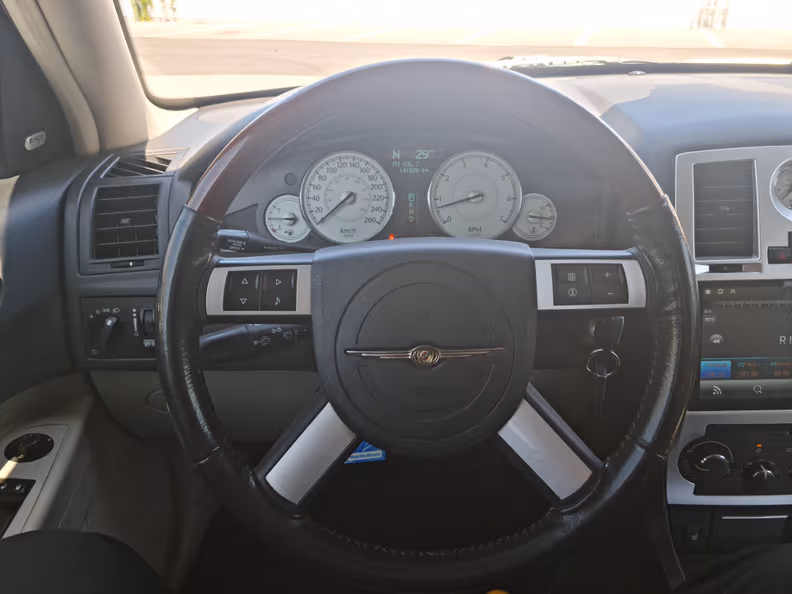 Chrysler 300/300C - 29