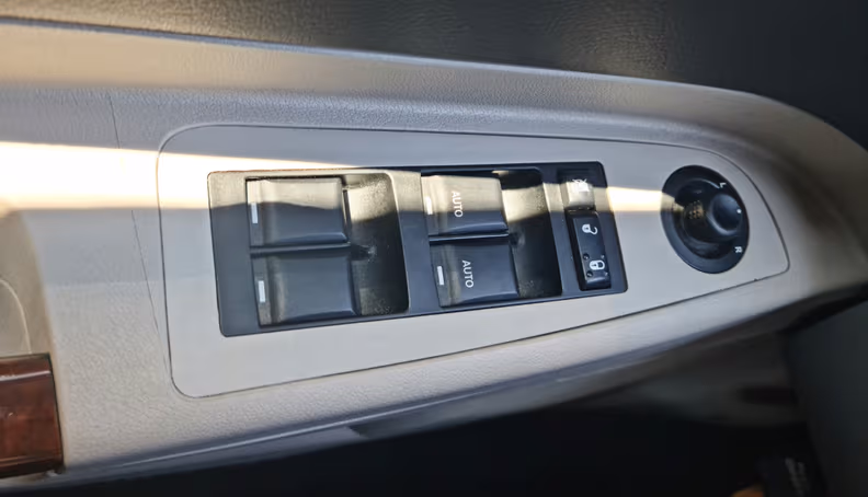 Chrysler 300/300C - 25