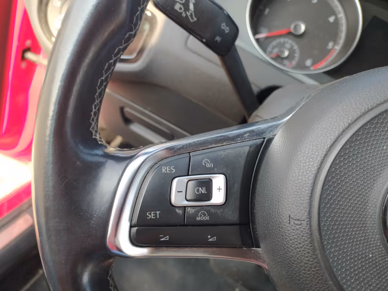 VW Golf - 44
