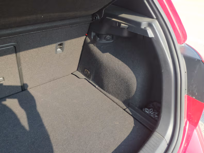 VW Golf - 40