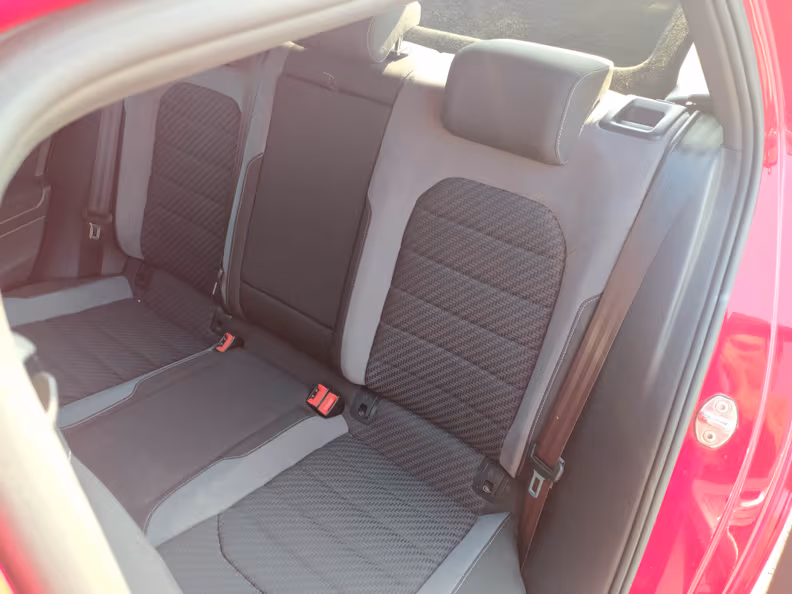 VW Golf - 10