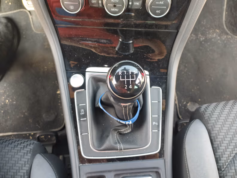 VW Golf - 47