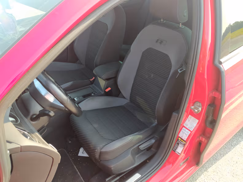 VW Golf - 31
