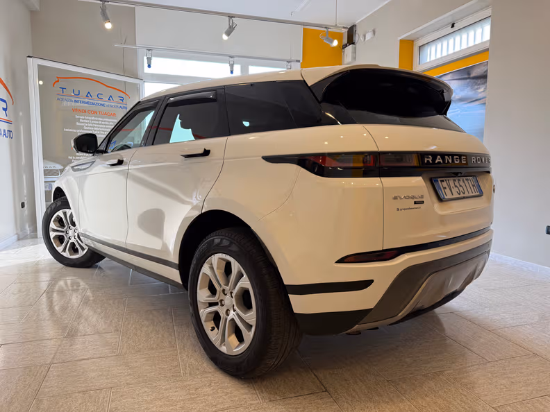 Land Rover Range Rover Evoque - 8