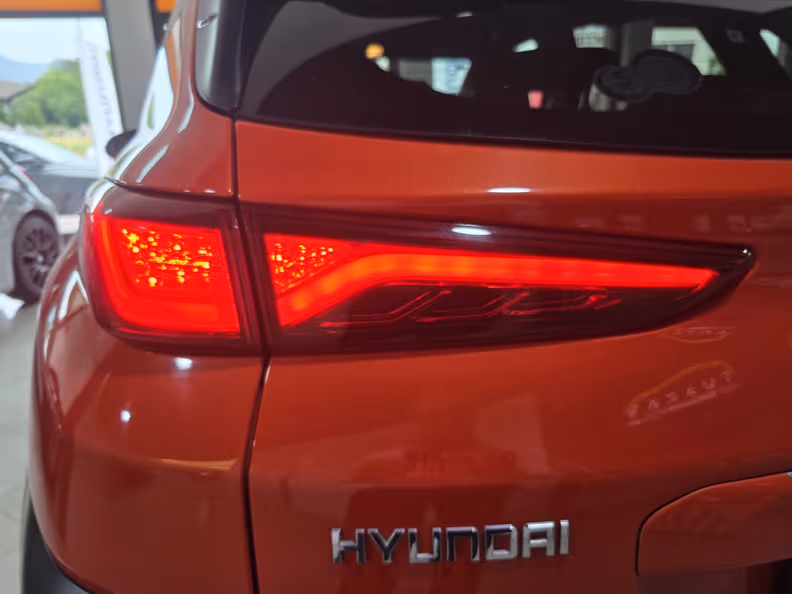 Hyundai Kona - 13