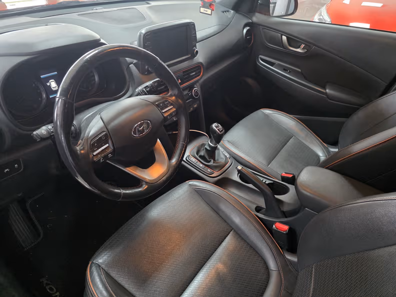 Hyundai Kona - 8