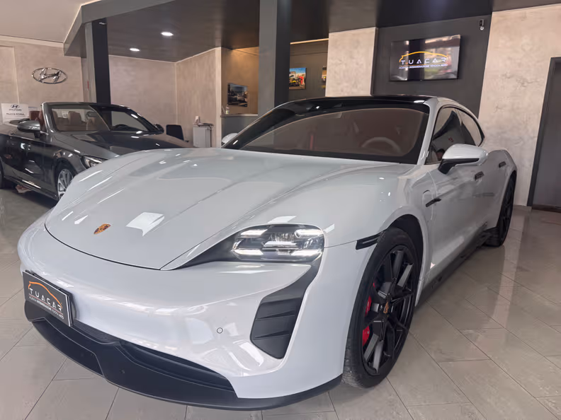 Porsche Taycan