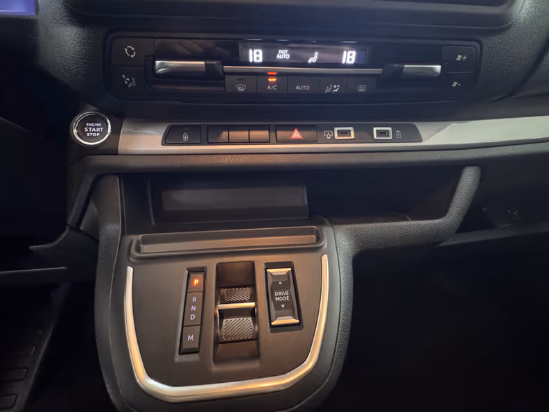Citroën Spacetourer - 12