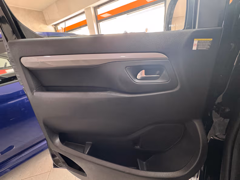 Citroën Spacetourer - 13