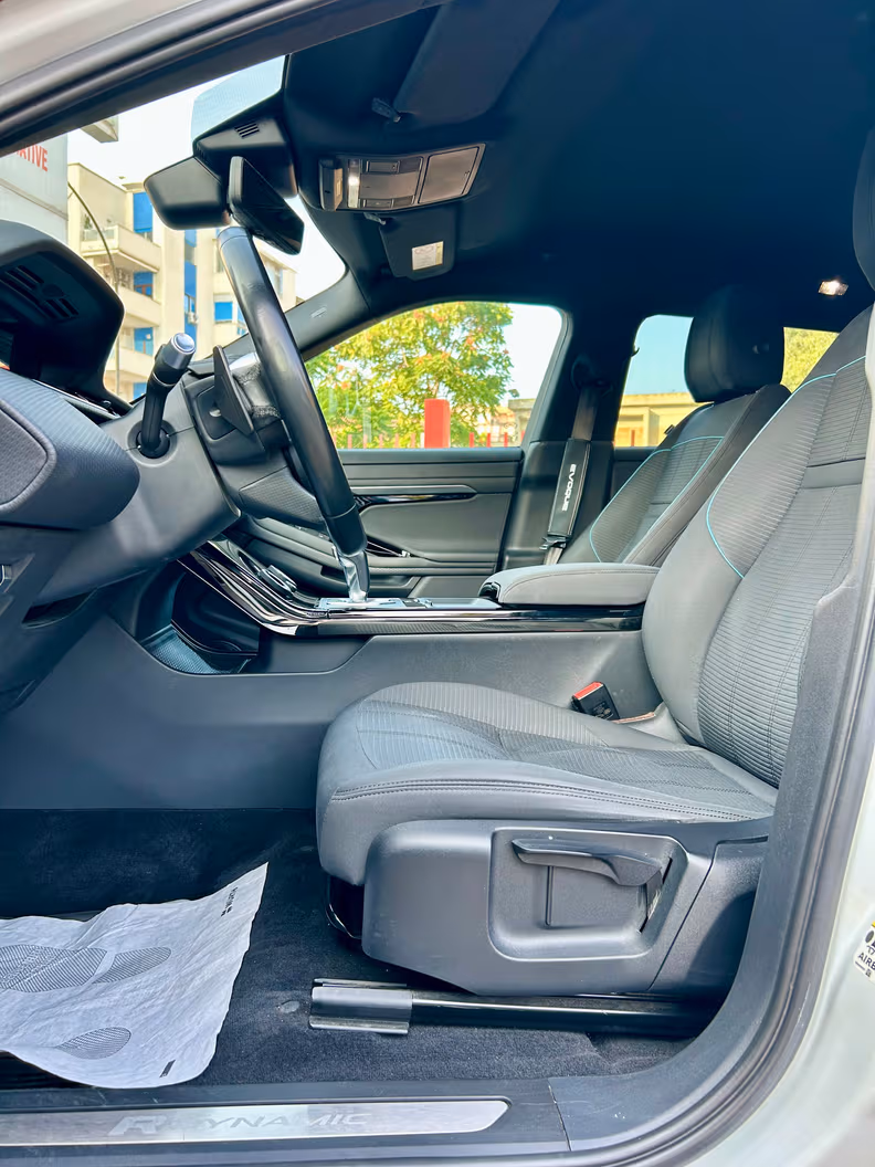 Land Rover Range Rover Evoque - 16
