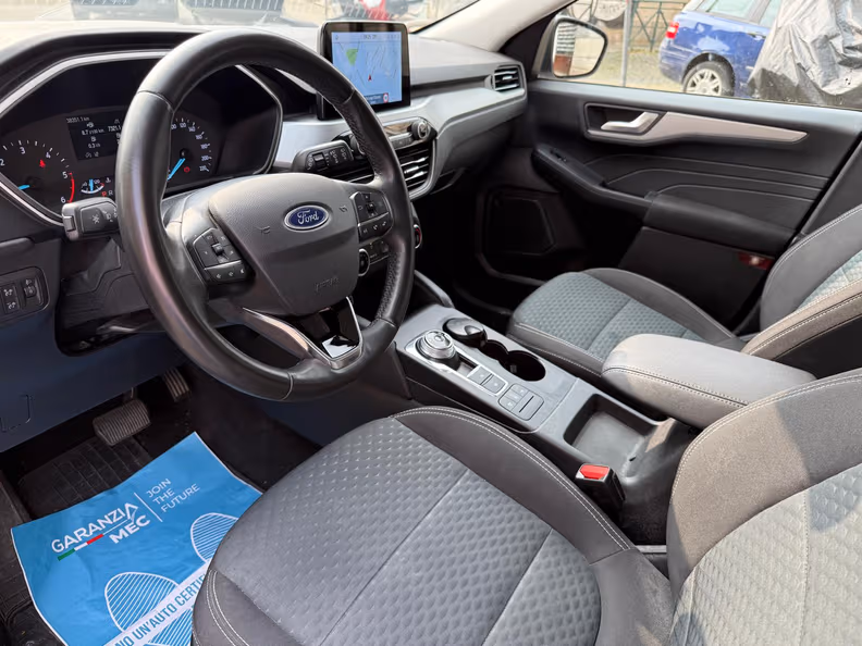 Ford Kuga - 9