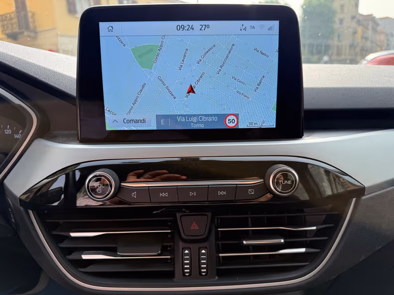 Ford Kuga - 18