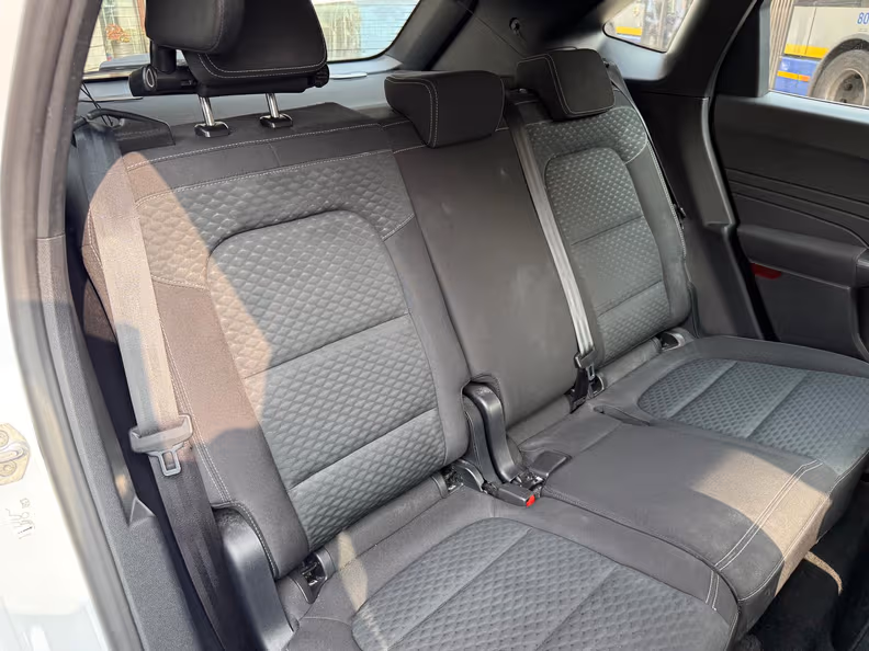 Ford Kuga - 24