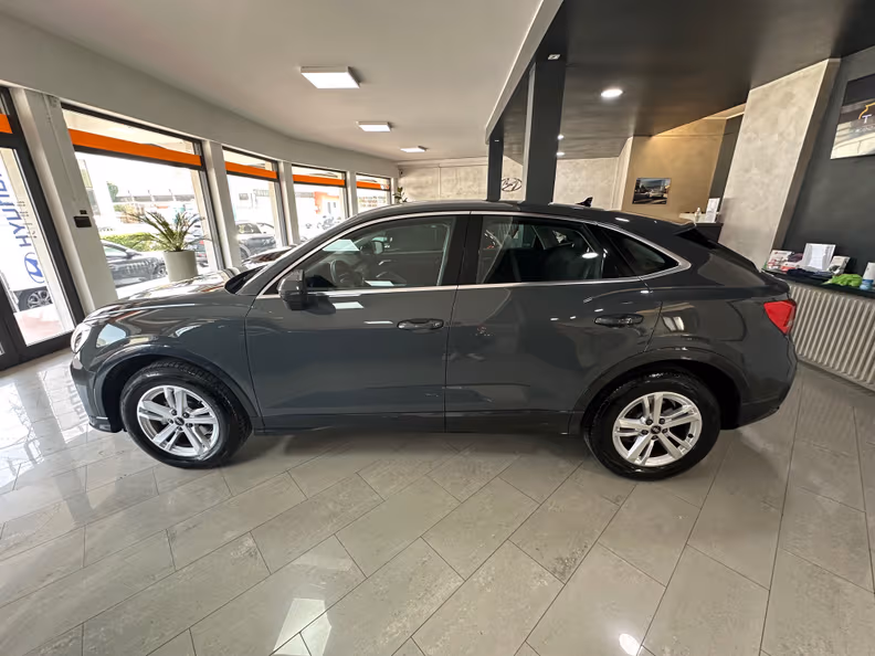 Audi Q3 - 2