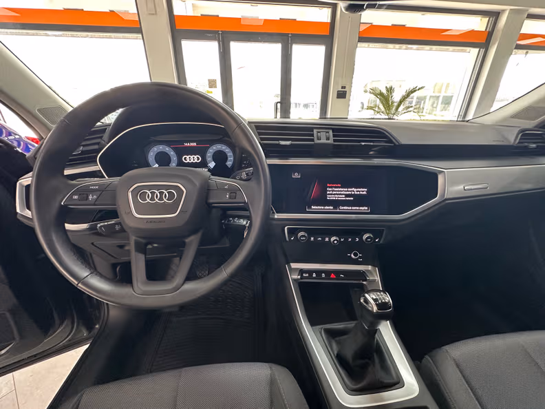 Audi Q3 - 11