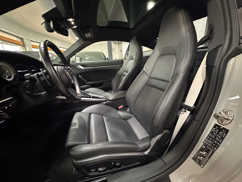 Porsche 911 - 13
