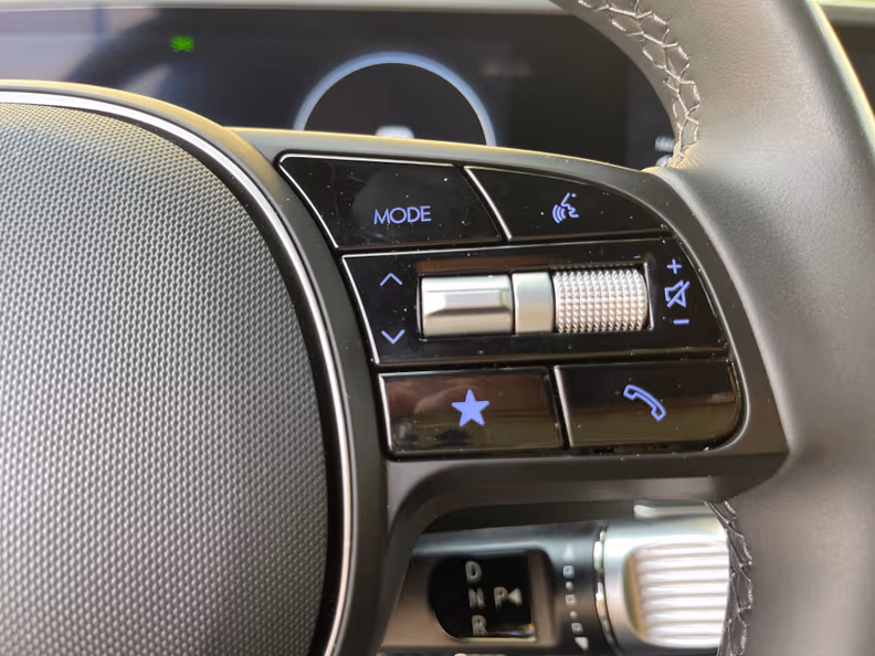 Hyundai IONIQ 6 - 18