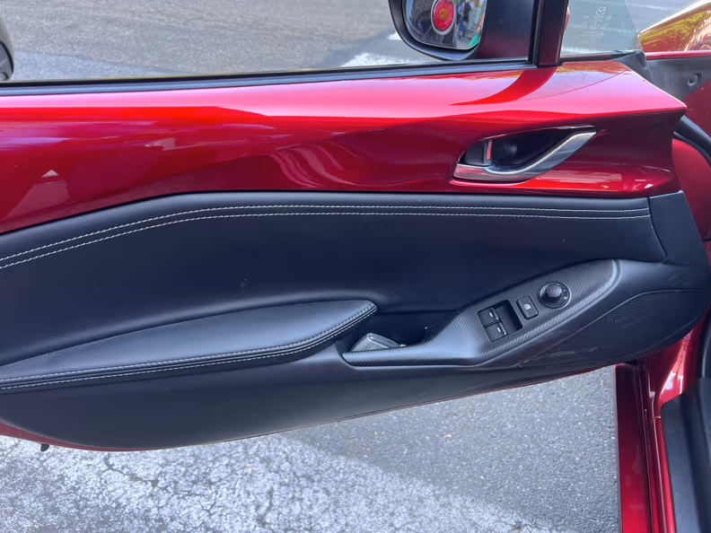 Mazda MX-5 - 24