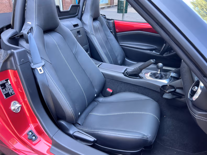 Mazda MX-5 - 12
