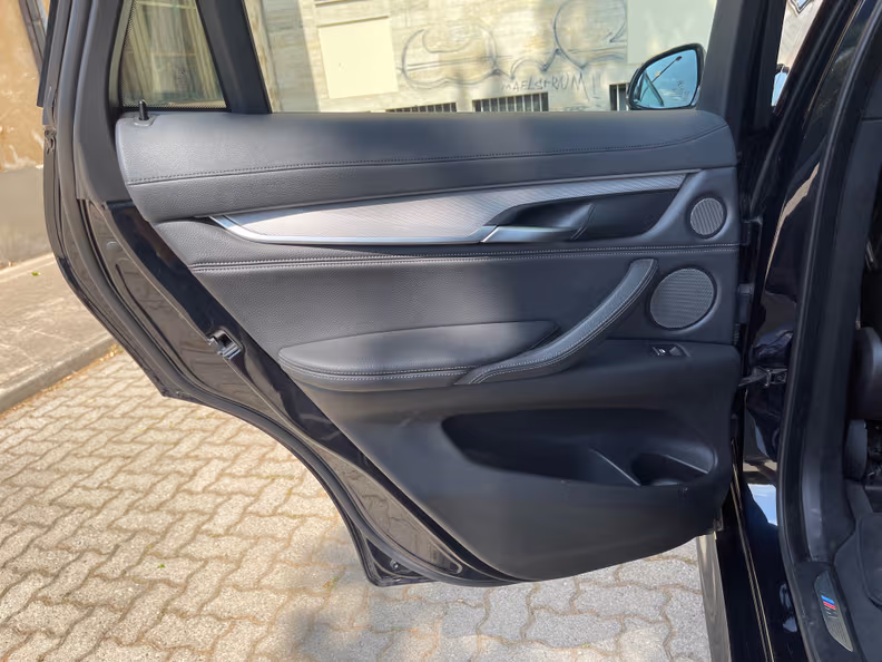 BMW X6 - 40