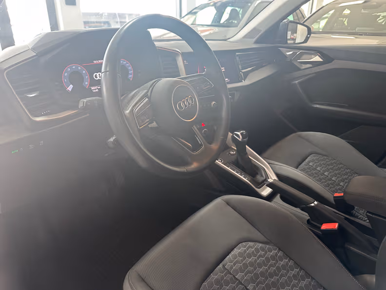 Audi A1 - 8