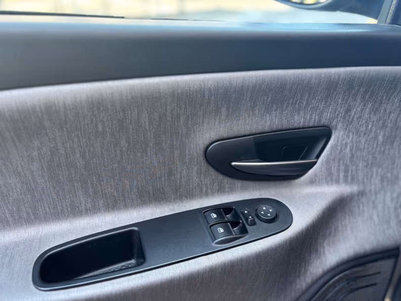 Lancia Ypsilon - 20
