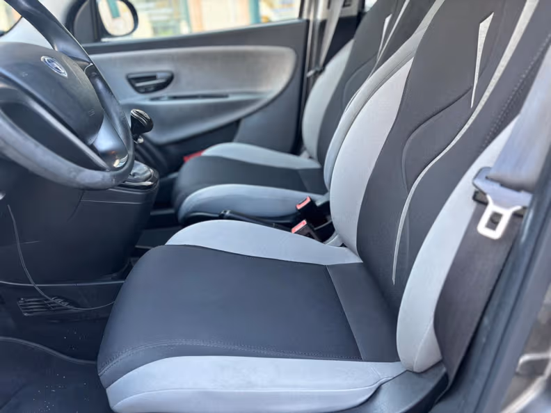 Lancia Ypsilon - 19