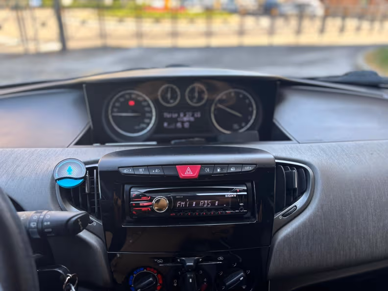 Lancia Ypsilon - 14