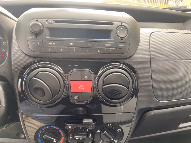 Fiat Qubo - 13