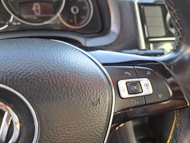 VW UP! - 18