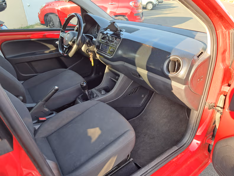 VW UP! - 26
