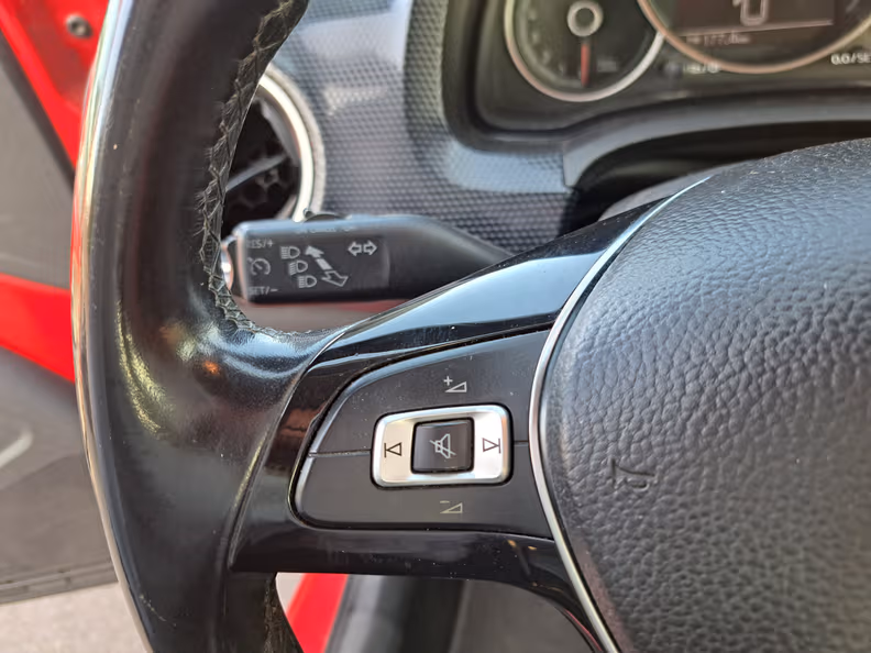 VW UP! - 17