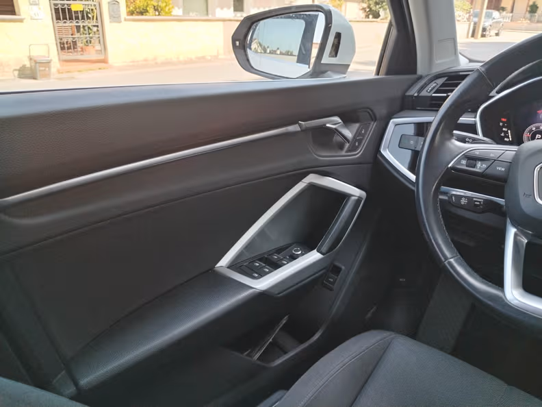 Audi Q3 - 21