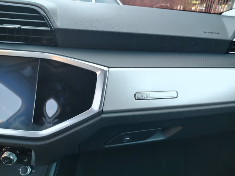 Audi Q3 - 22