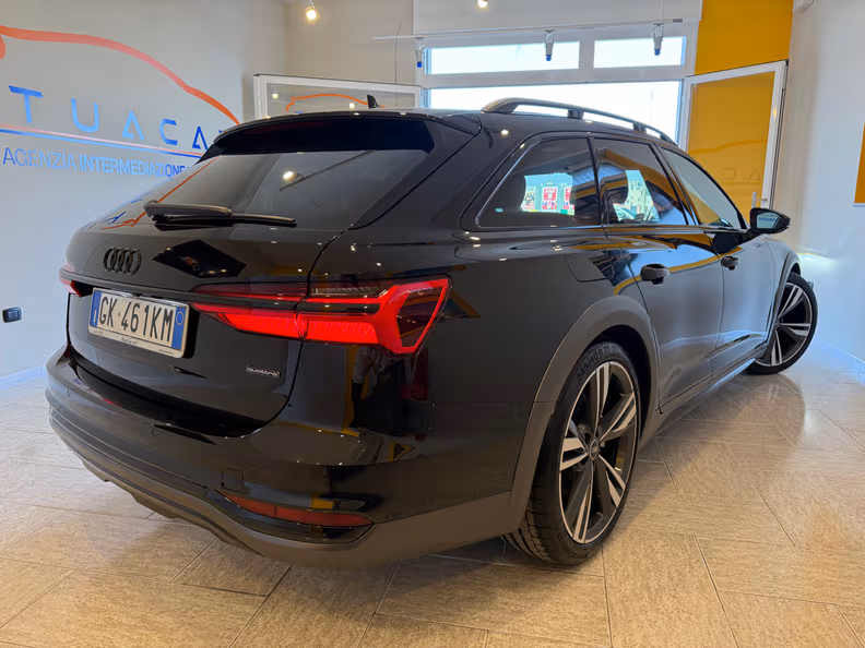 Audi A6 - 4