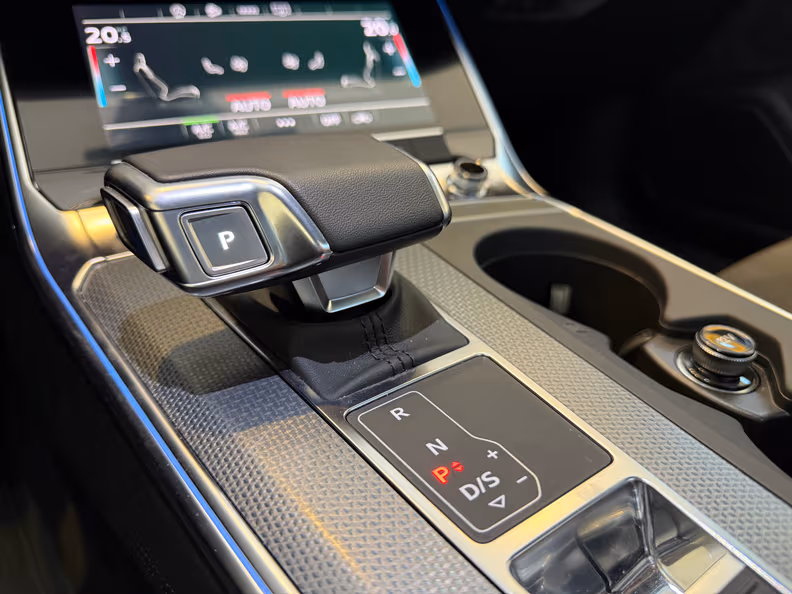 Audi A6 - 13