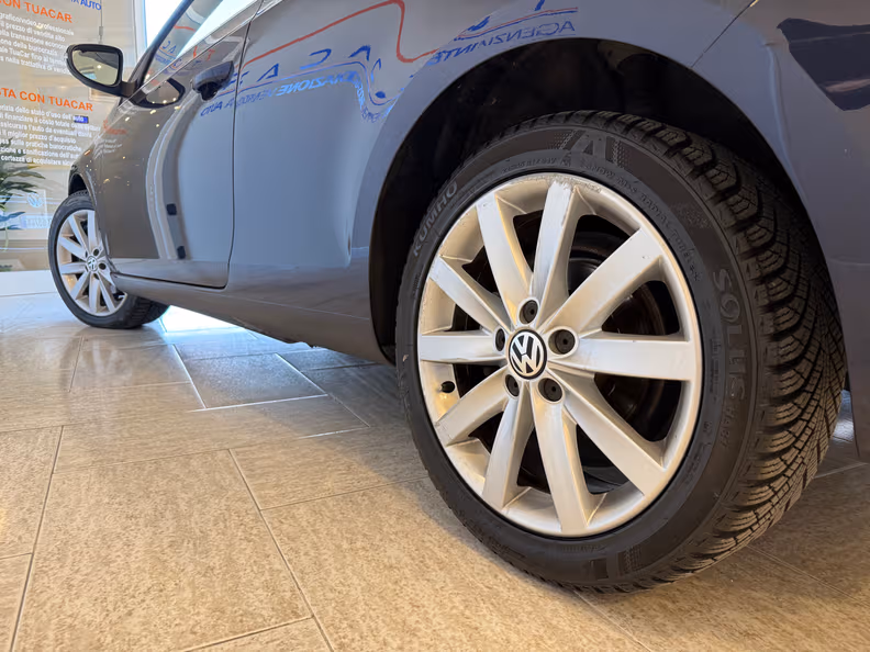 VW Golf - 7