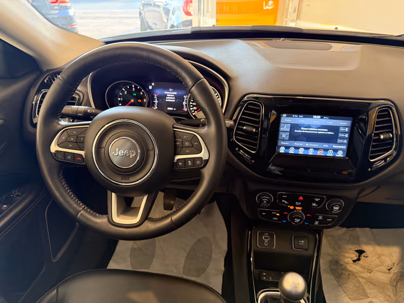 Jeep Compass - 14