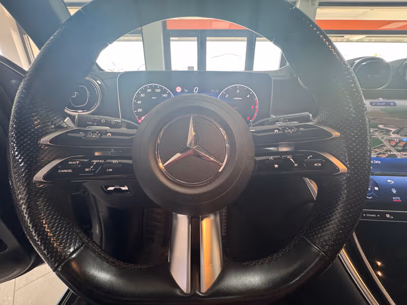 Mercedes-Benz GLC-Class - 13