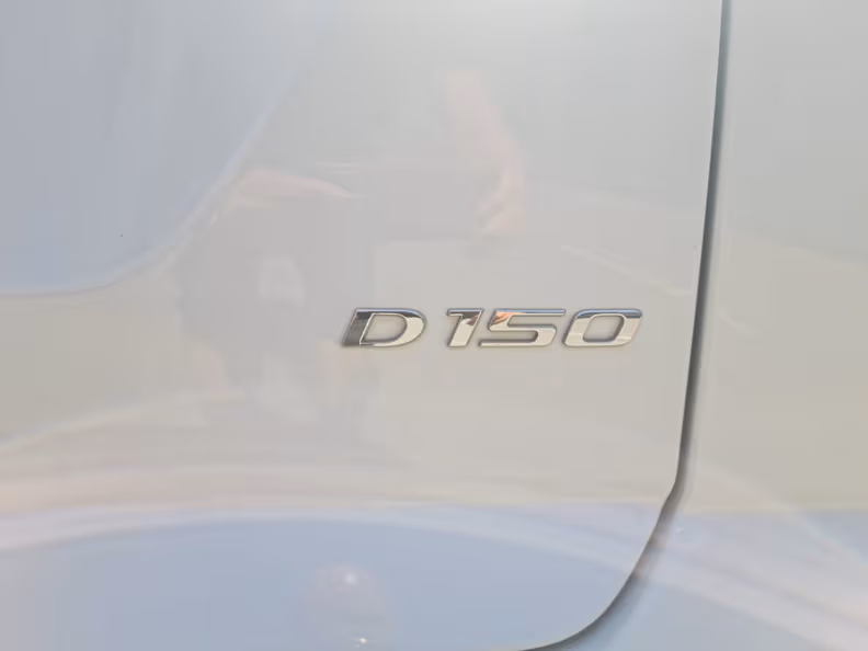 Jaguar E-Pace - 16