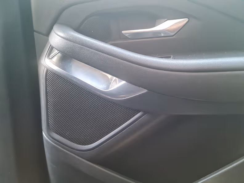 Jaguar E-Pace - 24