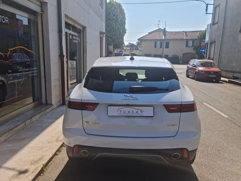 Jaguar E-Pace - 14