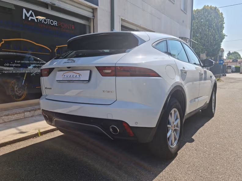 Jaguar E-Pace - 7