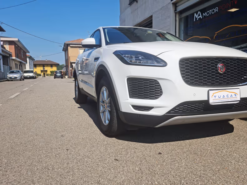 Jaguar E-Pace - 6