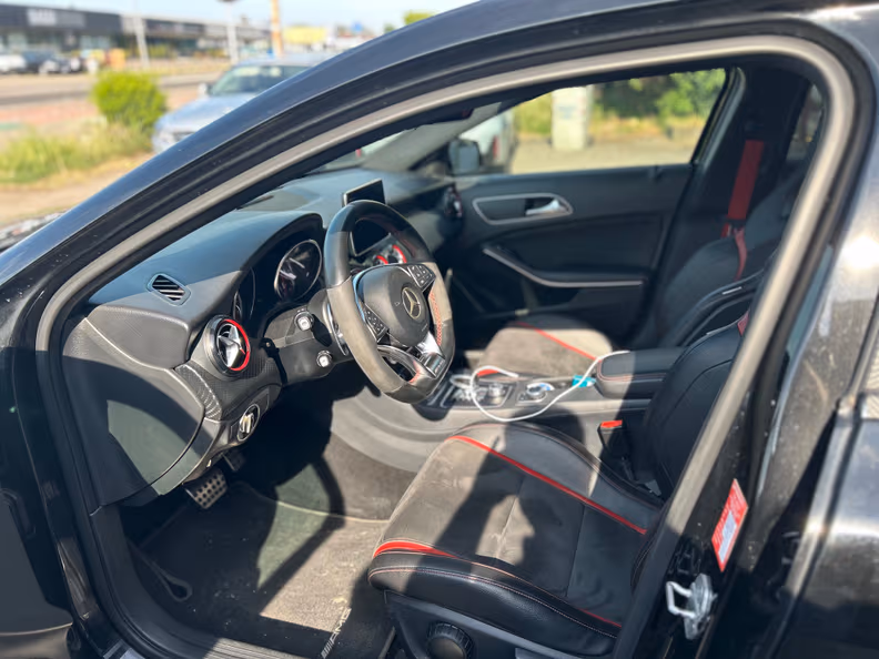 Mercedes-Benz A-Class - 12